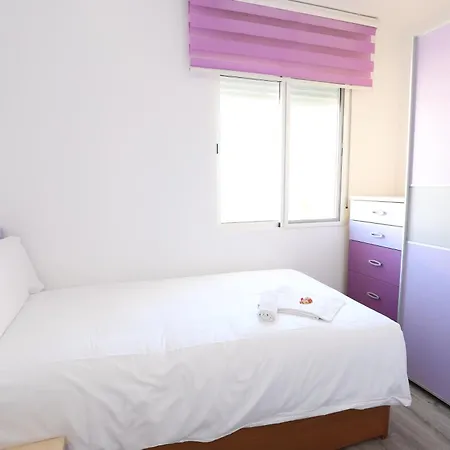 Spacious Townhouse With Terraces And Pool In * Sagunto